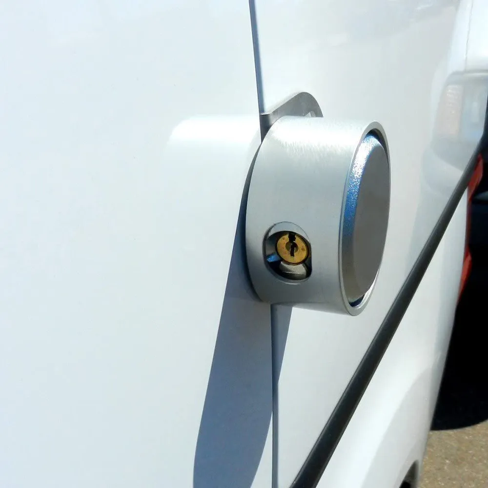 Locked Out at Night? Here’s What You Should Do First