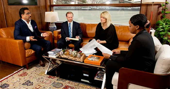 The Best Injury Lawyers Know When to Negotiate and When to Litigate